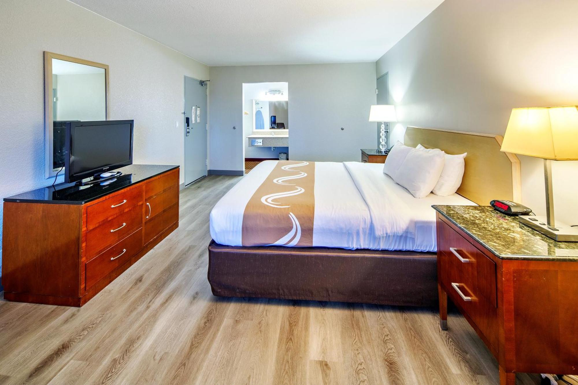 Quality Inn & Suites Lake Havasu City Dış mekan fotoğraf